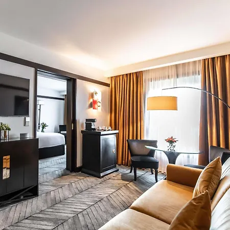 Sofitel Liberdade Szálloda 5*