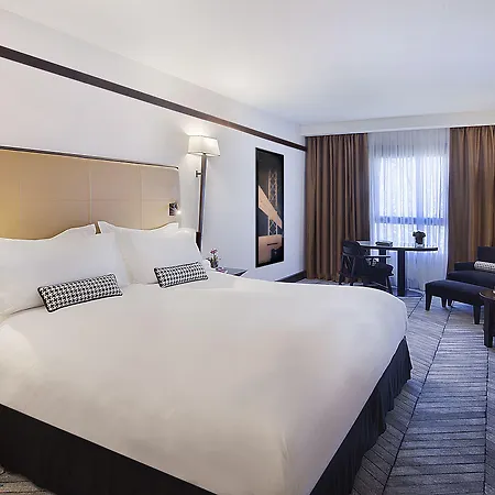 Sofitel Liberdade Otel 5*