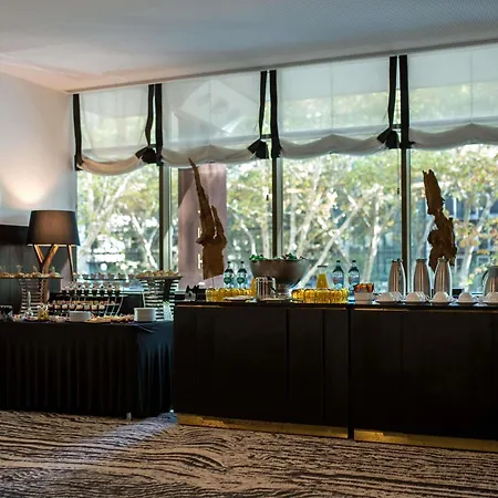 Sofitel Liberdade Otel